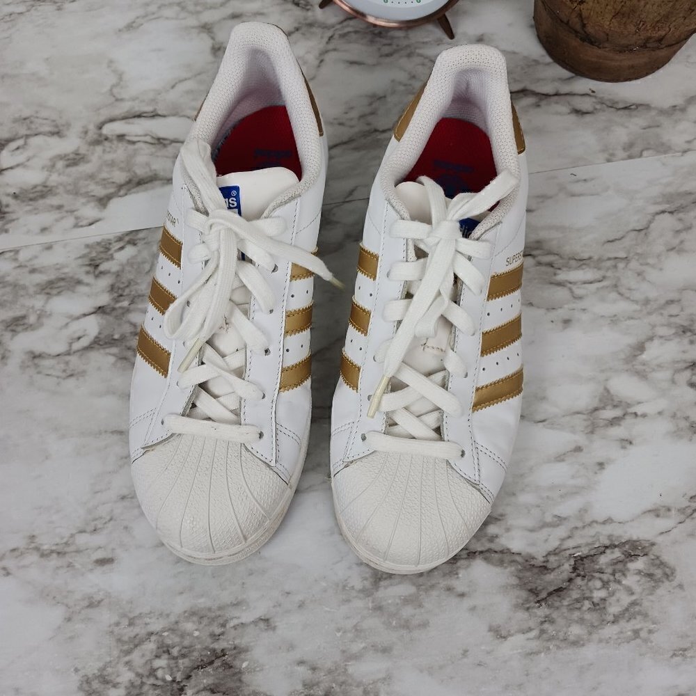 ADIDAS SUPERSTAR shoes Sneakers white/gold women's size 5.5